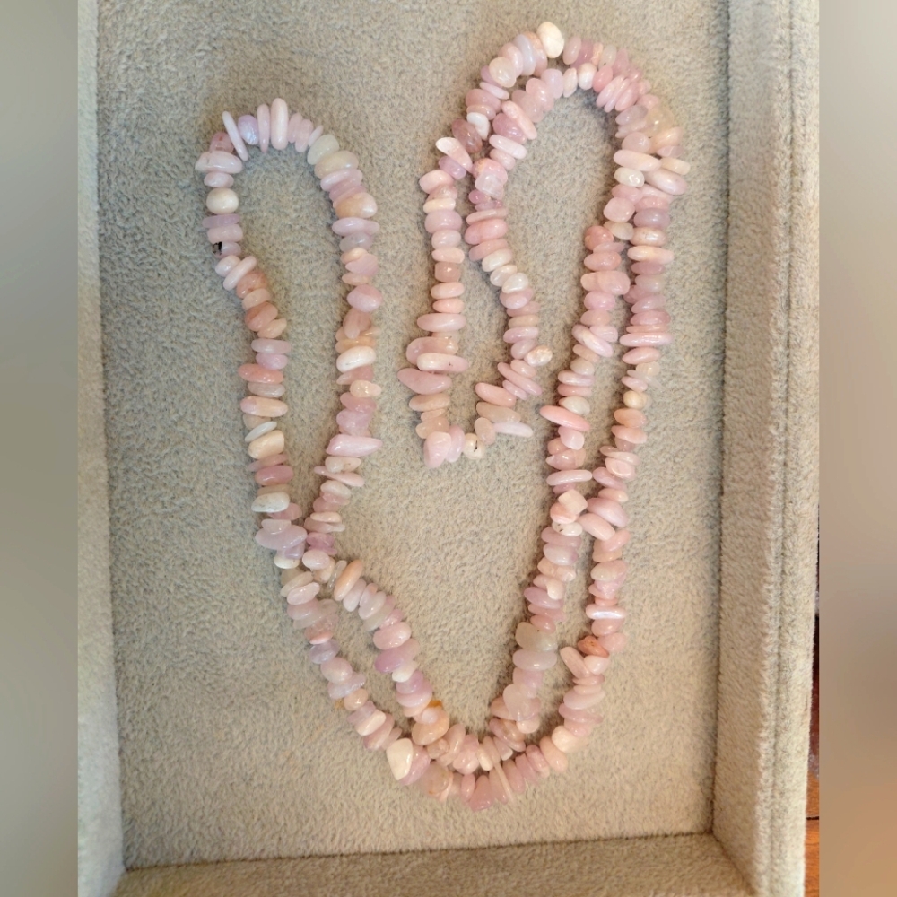Kunzite Tumbled Chip Long Beaded Necklace